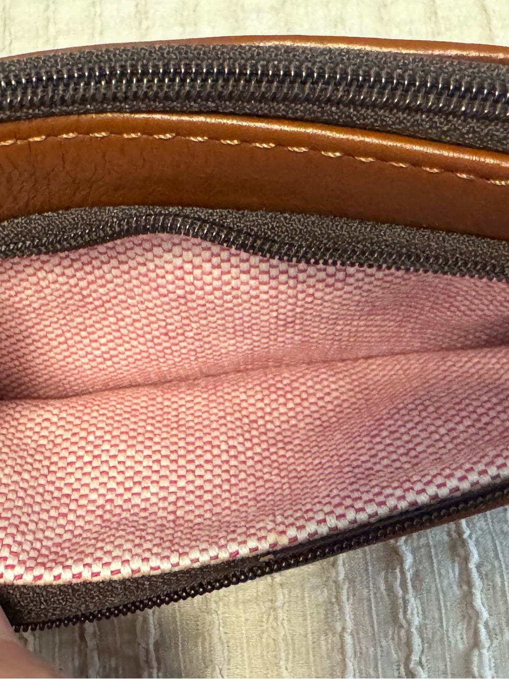 Dooney & Bourke Florentine Leather Zip Coin Purse Wallet Brown - Picture 3 of 5